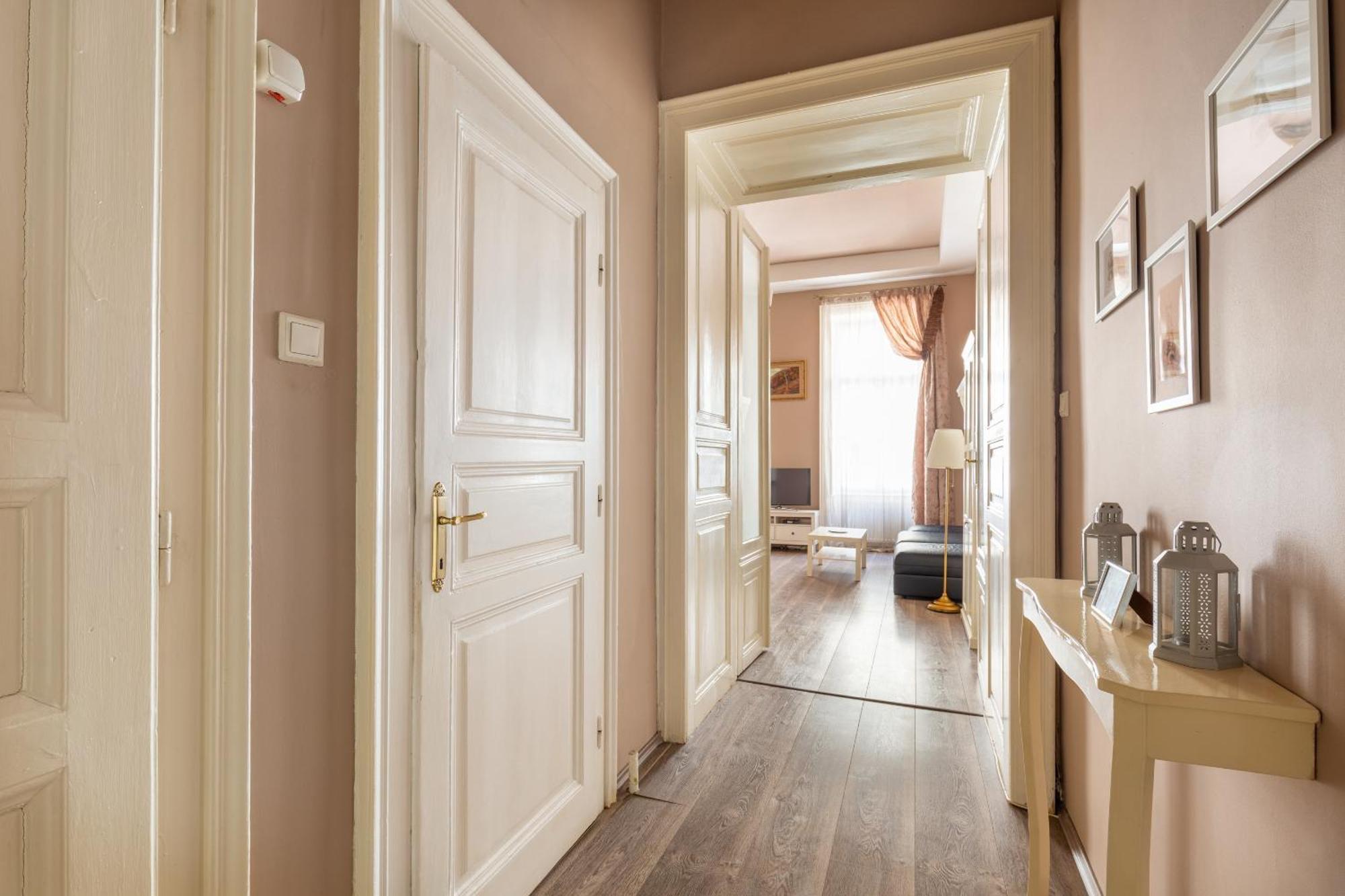 D20 Dob Apartmán